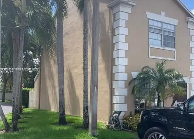 Property at 2893 Belmont Ln #2893, Hollywood, FL, 33026, 2 beds, 2.5 baths, [object Object]