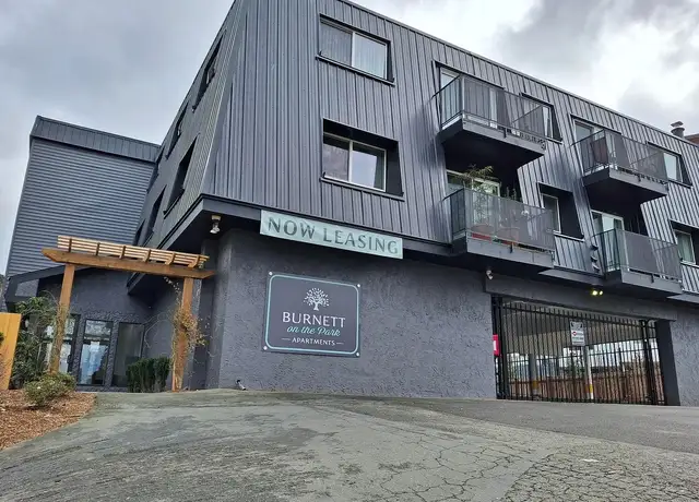 Photo of 607 Williams Ave S, Renton, WA 98057