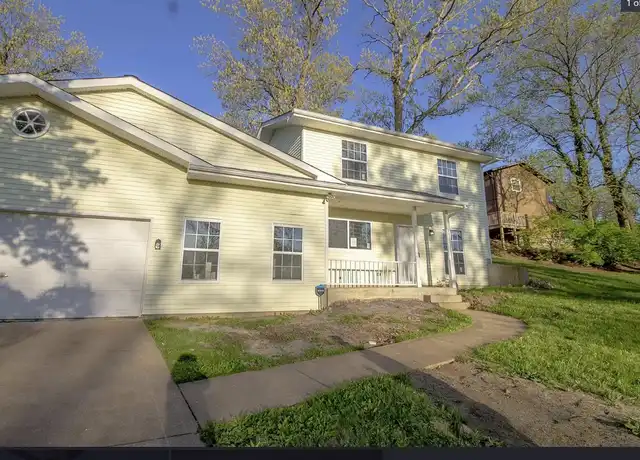 Property at 804 Seib Dr, O Fallon, MO, 63366, 3 beds, 2 baths, [object Object]