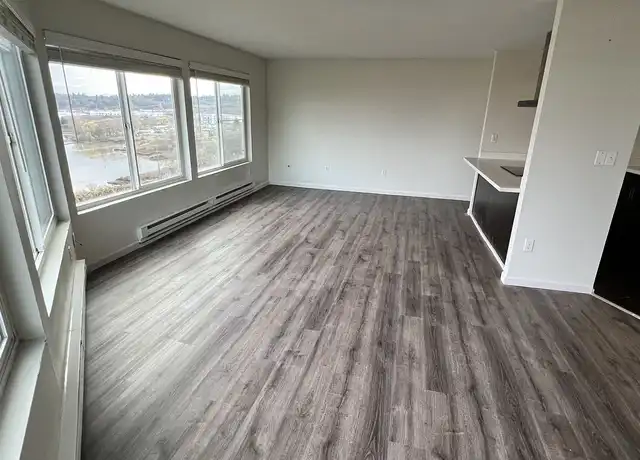 Property at M100 - Riverview West Apartment - 10300 Des Moines Memorial Dr S, Seattle, WA, 98168, 2 beds, 2 baths, [object Object]