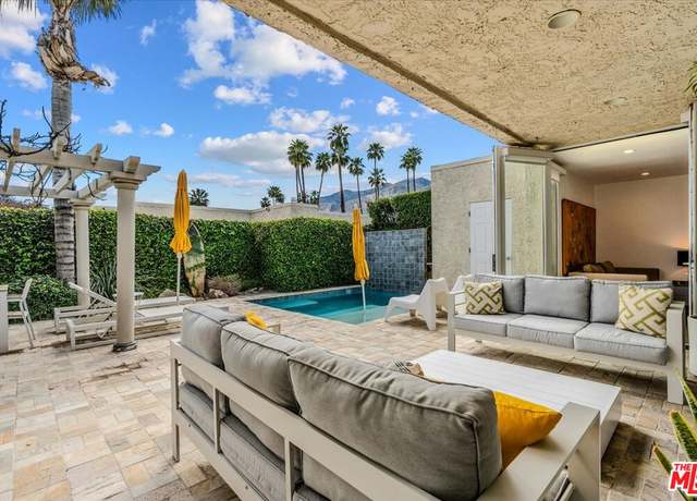 Photo of 475 N Calle Rolph, Palm Springs, CA 92262
