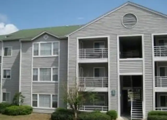 Property at 2601 SW Archer Rd Rm 4, Gainesville, FL, 32608, 4 beds, 2 baths, [object Object]