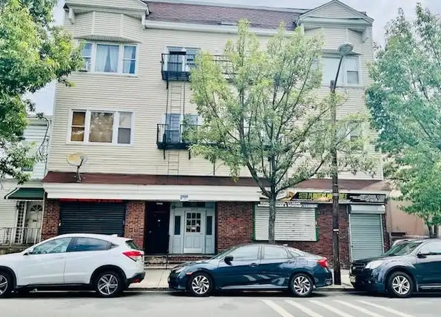 Property at 120 Danforth Ave Unit 2-2, Jersey City, NJ, 07305, 1 bed, 1 bath, [object Object]