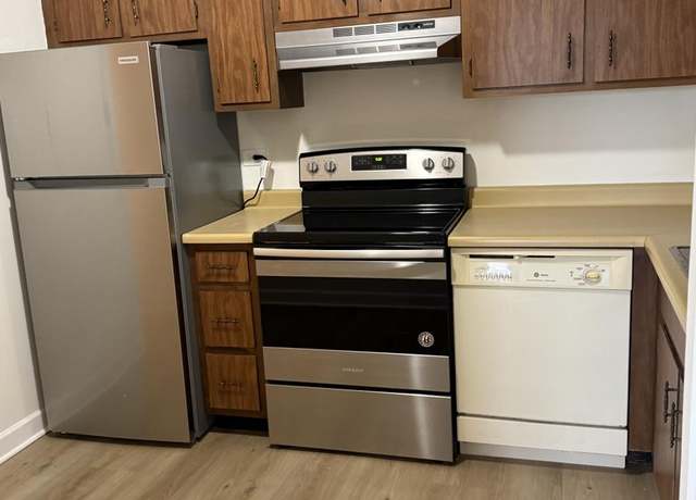 Photo of 420 Walnut Creek Rd Unit 3507, Lisle, IL 60532