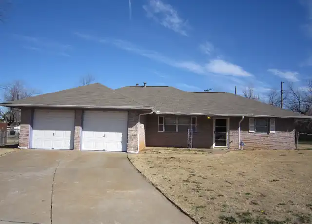 Property at 4910 Fox Ct, Oklahoma City, OK, 73111, 3 beds, 2 baths, [object Object]