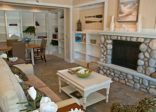 Property at Mariposa at Ella Boulevard 55+ Apartment Homes - 16354 Ella Blvd, Houston, TX, 77090, 1-2 bed, 1-2 bath, [object Object]