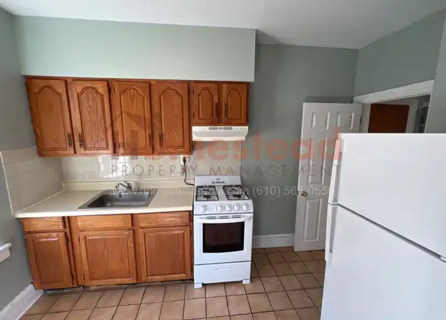 Property at 123 E Lancaster Ave Unit 125 2nd Floor, Paoli, PA, 19301, 1 bed, 1 bath, [object Object]