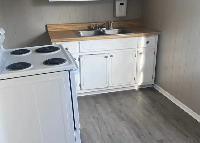 Property at 112 Triangle St Unit 2, Tupelo, MS, 38804, 2 beds, 1 bath, [object Object]