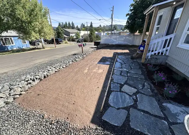Property at 1728 NW Crouch St, Roseburg, OR, 97471, 2 beds, 1 bath, [object Object]