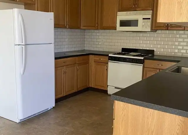 Property at 250 Park Ave Unit 3, East Rutherford, NJ, 07073, 1 bed, 1 bath, [object Object]