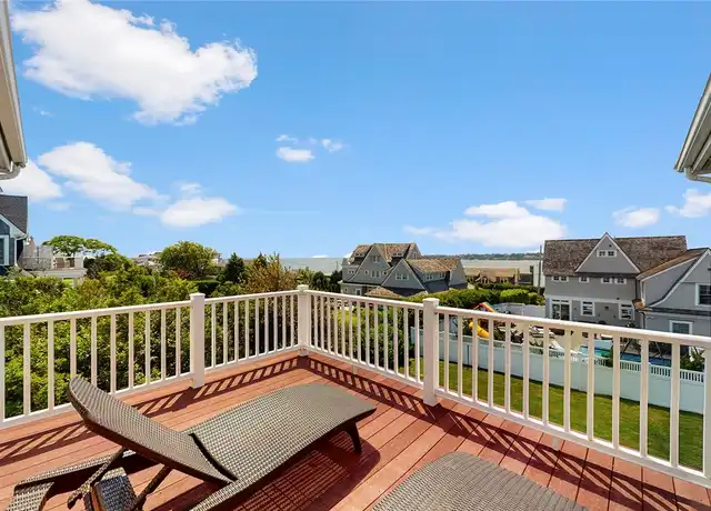 Property at 573 Wolcott Ave, Middletown, RI, 02842, 6 beds, 3 baths, [object Object]