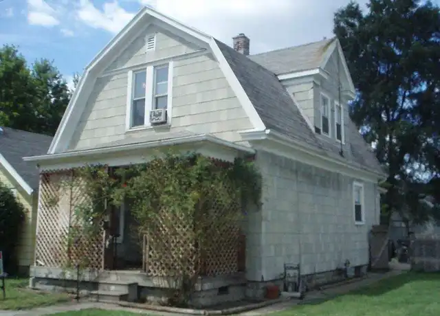 Property at 938 Herman St, Fort Wayne, IN, 46808, 3 beds, 1.5 baths, [object Object]