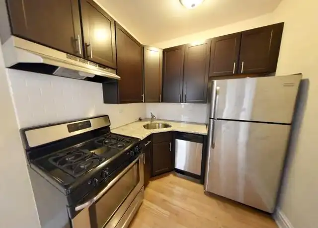 Property at 432 W Surf St, Chicago, IL, 60657, 0 beds, 1 bath, [object Object]