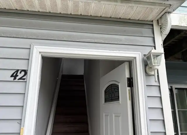 Property at 42 Heather Croft, Egg Harbor Township, NJ, 08234, 2 beds, 1 bath, [object Object]