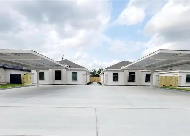 Property at 5804 Sandpiper Ave Unit 2, McAllen, TX, 78573, 3 beds, 2 baths, [object Object]