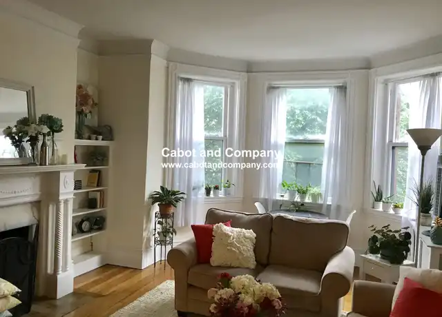 Property at 481 Beacon St Unit 204, Boston, MA, 02115, 2 beds, 1 bath, [object Object]