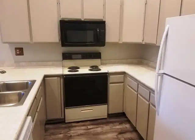 Property at 305 Harrison Blvd Unit B, Kalispell, MT, 59901, 3 beds, 2 baths, [object Object]