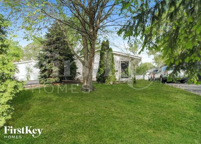 Photo of 329 Tulsa Ave, Carpentersville, IL 60110