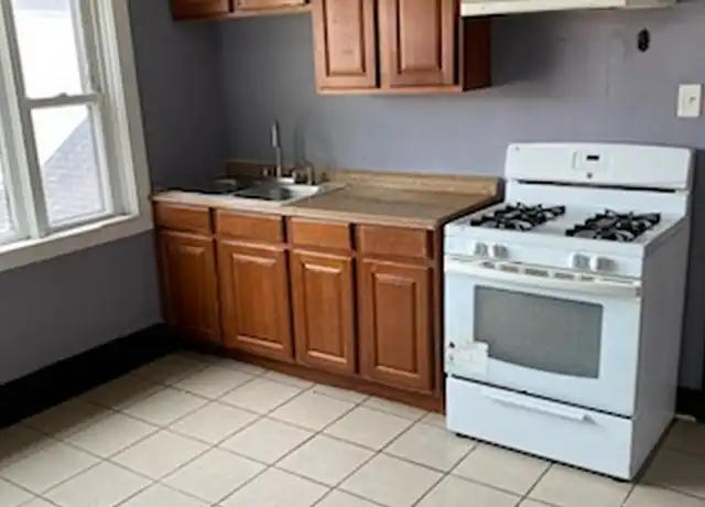 Property at 18 W 111th Pl #1, Chicago, IL, 60628, 3 beds, 1 bath, [object Object]