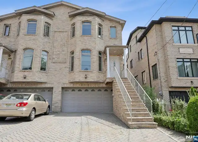 Property at 285 Knox Ave, Cliffside Park, NJ, 07010, 3 beds, 3.5 baths, [object Object]