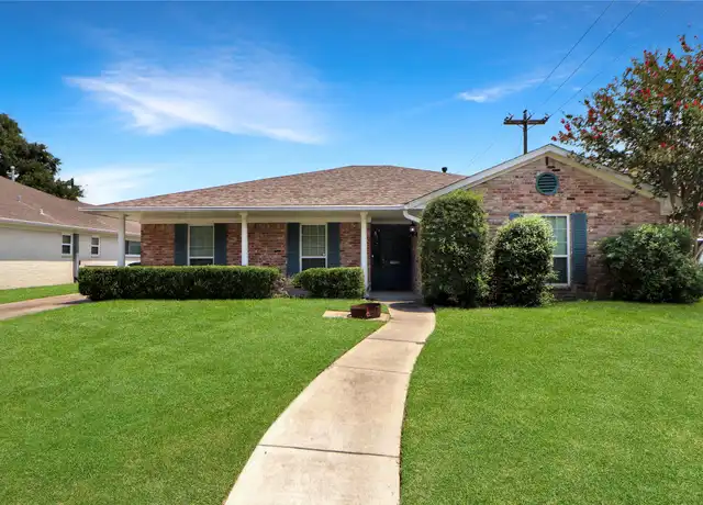 Property at 9807 Braewick Dr, Houston, TX, 77096, 4 beds, 2.5 baths, [object Object]