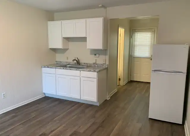 Property at 10 Belchertown Rd Unit 2, Amherst, MA, 01002, 0 beds, 1 bath, [object Object]