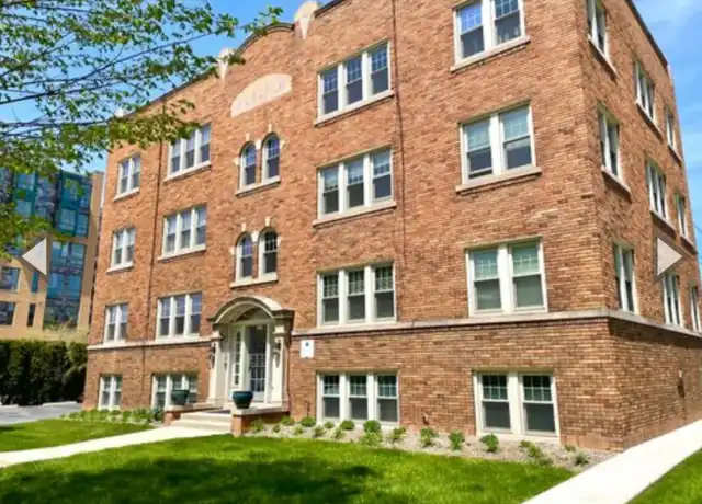 Property at 1804 E Elmdale Ct Unit C1, Shorewood, WI, 53211, 2 beds, 1 bath, [object Object]