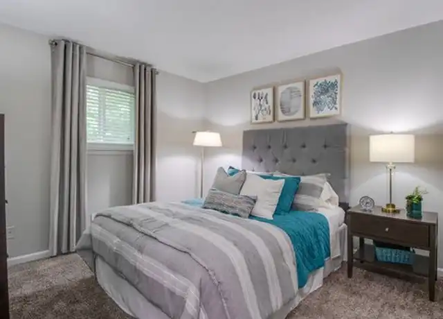 Property at The Stratton - 333 Whispering Brook Dr, Louisville, KY, 40229, 1-2 bed, 1-1.5 bath, [object Object]