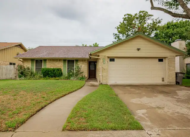 Property at 418 Ivanhoe Dr, Victoria, TX, 77901, 3 beds, 2 baths, [object Object]