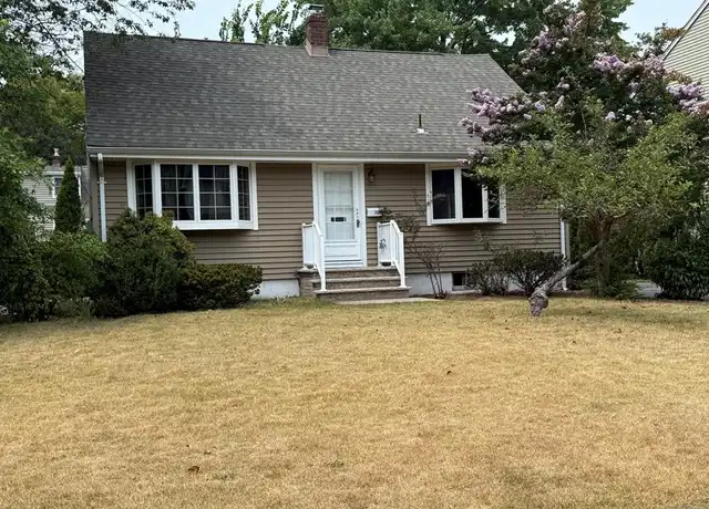 Property at 447 Berkshire Rd, Ridgewood, NJ, 07450, 4 beds, 2 baths, [object Object]