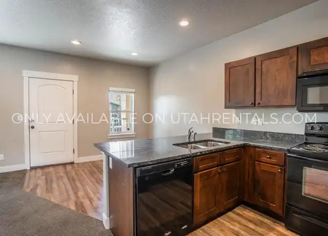 Property at 1925 N 550 W Unit 300, Provo, UT, 84604, 2 beds, 1 bath, [object Object]