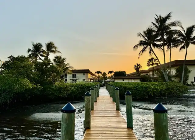 Property at 720 N Dixie Hwy #506, Lantana, FL, 33462, 2 beds, 2.5 baths, [object Object]
