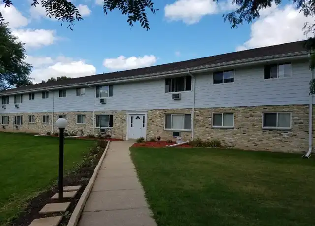 Property at 1701 Stonebridge Rd Unit 204, West Bend, WI, 53095, 2 beds, 1 bath, [object Object]
