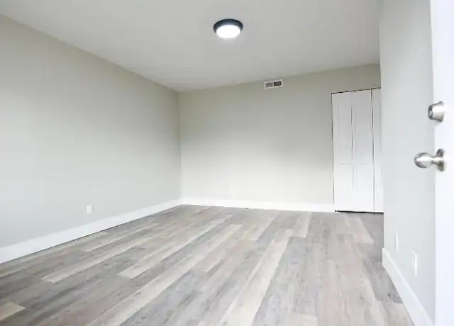 Property at 1309 Indianola Ave, Columbus, OH, 43201, 1 bed, 1 bath, [object Object]