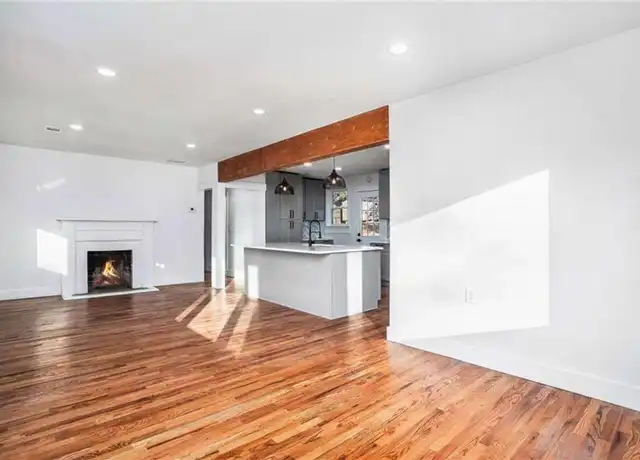 Property at 1679 Browning St SW, Atlanta, GA, 30314, 2 beds, 1 bath, [object Object]