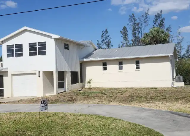Property at 322 Darst Ave, Punta Gorda, FL, 33950, 2 beds, 2 baths, [object Object]