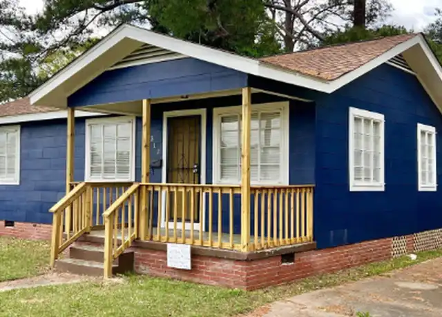 Property at 1311 Fernwood Dr, Jackson, MS, 39213, 3 beds, 1 bath, [object Object]
