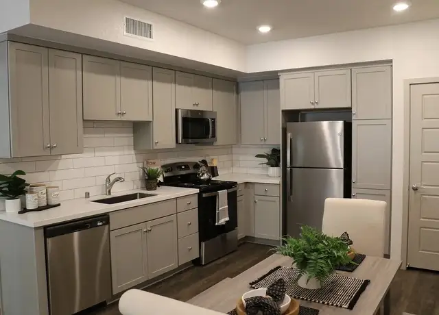 Photo of 3065 Village At the Park Dr, Camarillo, CA 93012