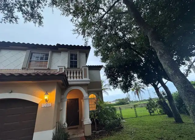 Property at 12701 SW 49th Ct Unit 12701, Miramar, FL, 33027, 3 beds, 2.5 baths, [object Object]
