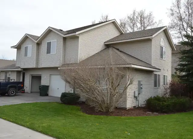 Property at 190 SE 10th St Unit B, Hermiston, OR, 97838, 3 beds, 2.5 baths, [object Object]