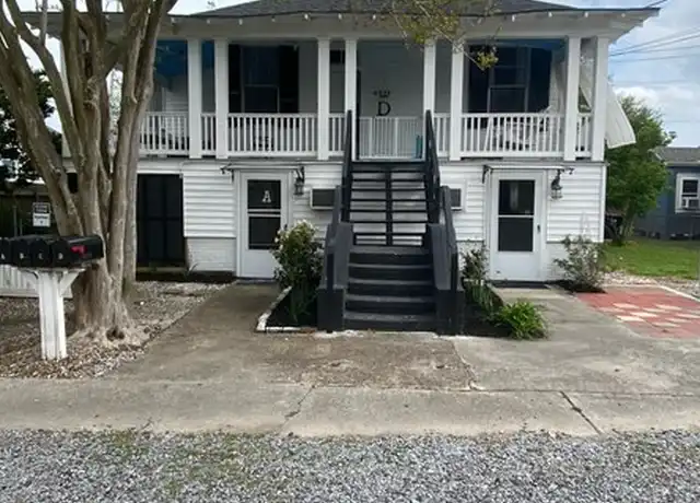 Property at 6210 Roddie St Unit D, Harahan, LA, 70123, 3 beds, 2 baths, [object Object]