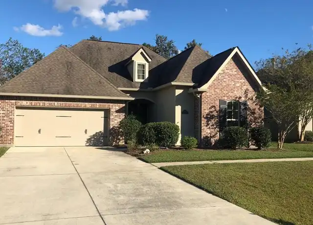 Property at 624 Brown Thrasher Loop N, Madisonville, LA, 70447, 3 beds, 2 baths, [object Object]