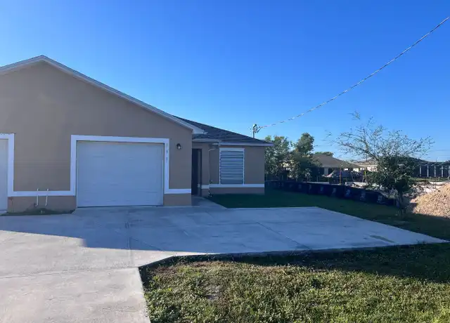 Property at 538 SE 6th Ter, Cape Coral, FL, 33990, 3 beds, 2 baths, [object Object]