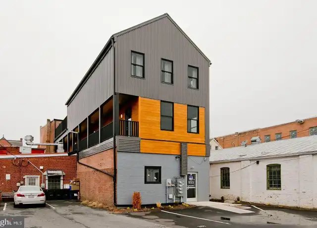 Property at 160 N Loudoun St #202, Winchester, VA, 22601, 1 bed, 1 bath, [object Object]