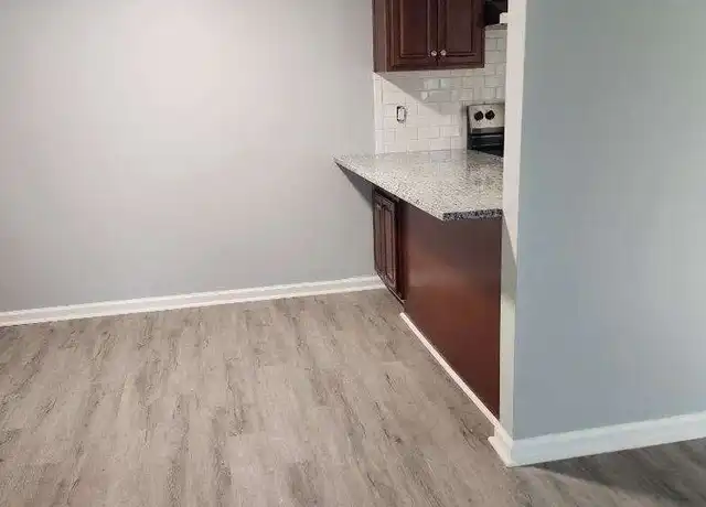 Property at 3 Andrews Rd Unit 10, Troy, NY, 12180, 1 bed, 1 bath, [object Object]