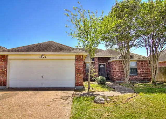Property at 3805 Julia Ln, Corpus Christi, TX, 78414, 3 beds, 2 baths, [object Object]
