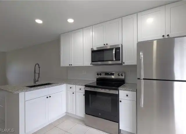 Property at 427 NE Pine Island Ln Unit 2, Cape Coral, FL, 33909, 2 beds, 2 baths, [object Object]