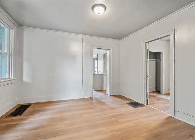 Property at 211 Ash St, Syracuse, NY, 13208, 3 beds, 1 bath, [object Object]