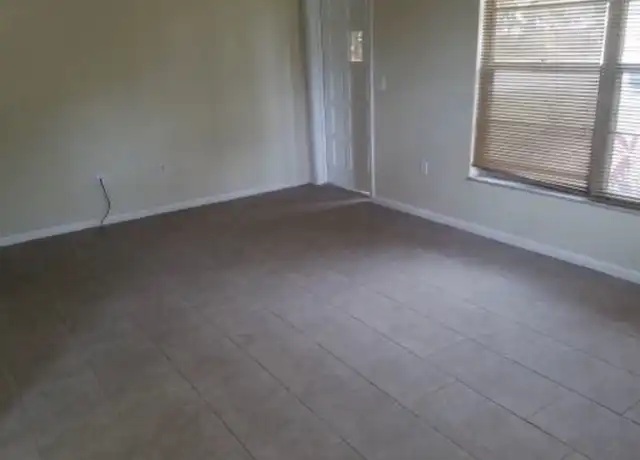 Property at 430 Marimar St Unit 430, Lakeland, FL, 33813, 2 beds, 1 bath, [object Object]
