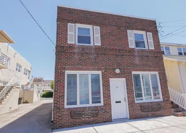 Property at 11 S Washington Ave Unit Second Floor, Margate City, NJ, 08402, 3 beds, 2 baths, [object Object]